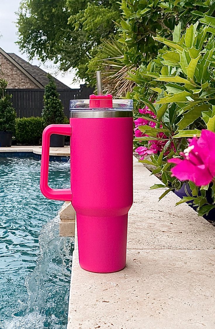 Tumbler with Handle Straw Insulated™